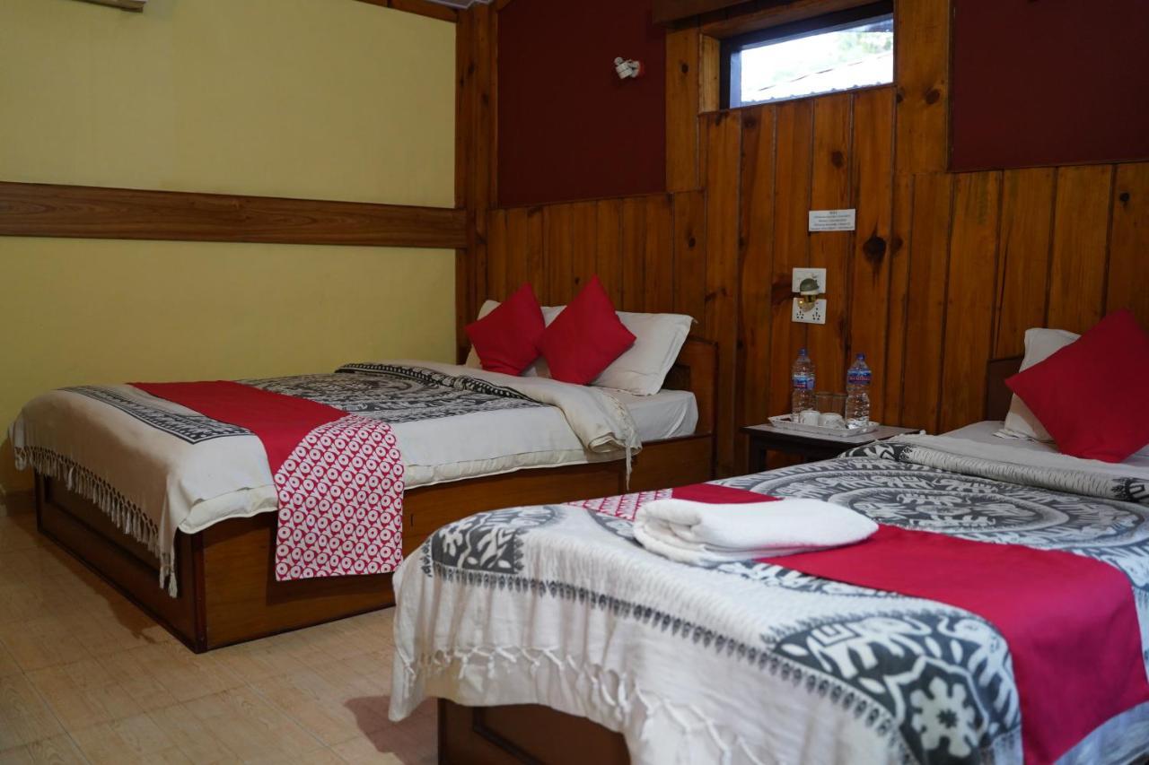 Chitwan Riverside Resort โซราฮา ภายนอก รูปภาพ