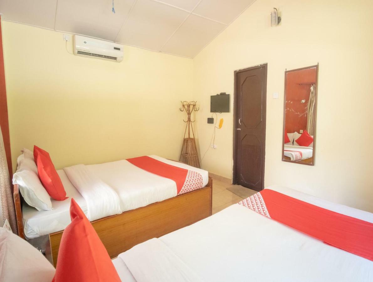 Chitwan Riverside Resort โซราฮา ภายนอก รูปภาพ